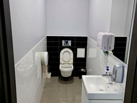 комерційна за адресою Панаса Мирного вул., 6