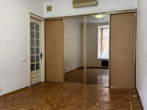 коммерческая по адресу Большая Васильковская ул. (Красноармейская), 47