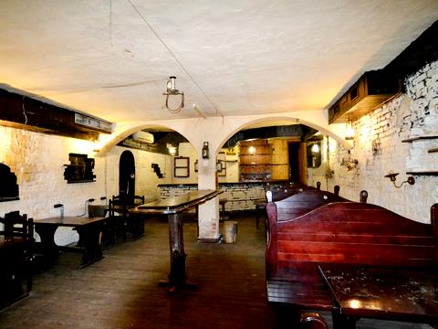 коммерческая по адресу Богдана Хмельницкого ул., 42/32