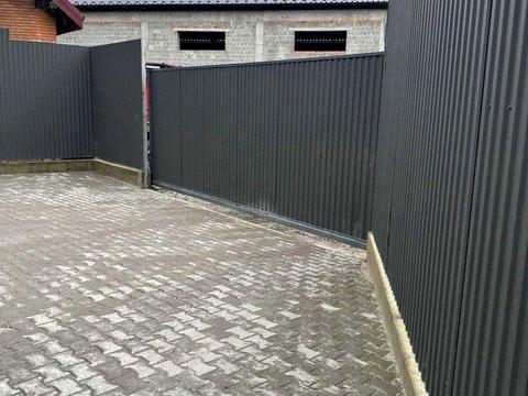 комерційна за адресою Незалежності України вул., 11В