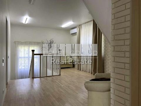 будинок за адресою Гідності вул. (Жертв Революції)