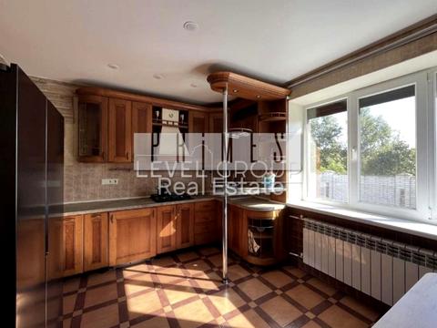 будинок за адресою Гідності вул. (Жертв Революції)