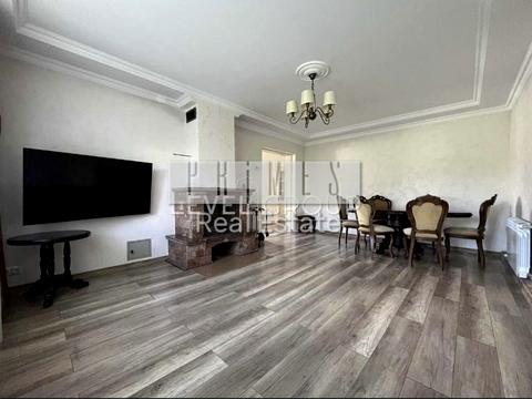 будинок за адресою Гідності вул. (Жертв Революції)