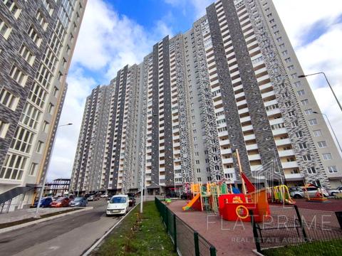 комерційна за адресою Ревуцького вул., 54