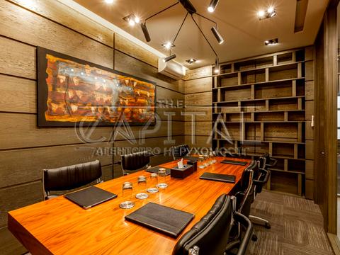 комерційна за адресою Кловський узвіз (Кловський), 7a