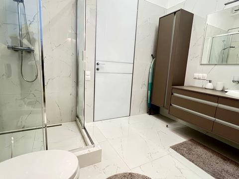 квартира за адресою Шовковична вул., 10