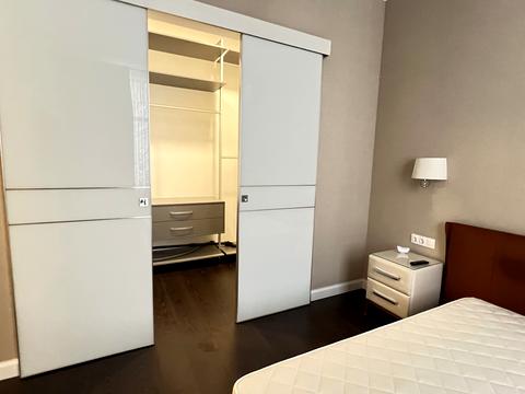 квартира за адресою Шовковична вул., 10