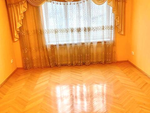 квартира за адресою Лева Галицького вул., 18б