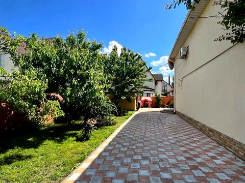 квартира за адресою Ангарська вул., 14/1