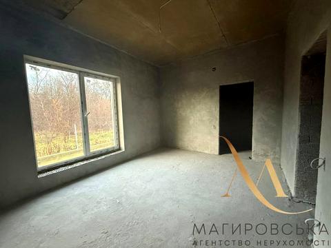 будинок за адресою с. Зимна Вода, Чупринки, 10