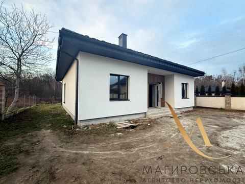 будинок за адресою с. Зимна Вода, Чупринки, 10