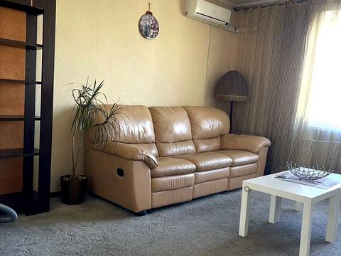 квартира за адресою Теофіла Окуневського вул., 1