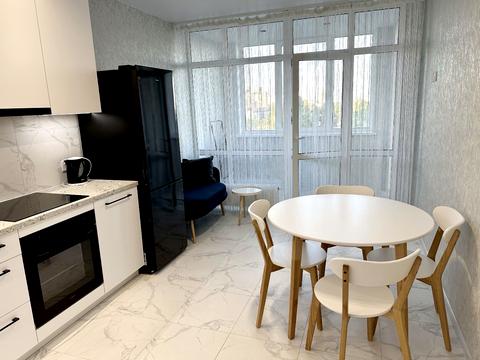 квартира за адресою Євгена Сверстюка вул. (Марини Раскової), 6-Е