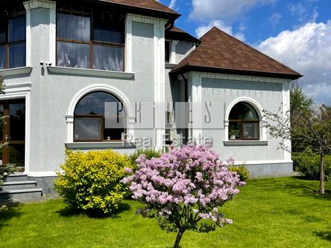 дом по адресу Ивана Франко ул. (Комунарська)