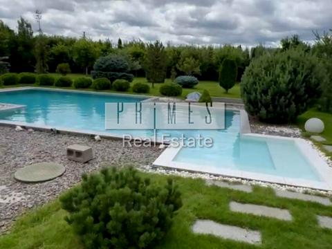 дом по адресу Ивана Франко ул. (Комунарська)