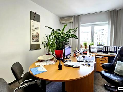 комерційна за адресою Велика Васильківська вул. (Червоноармійська), 9-2