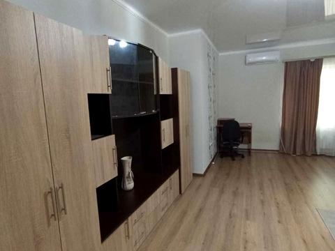 квартира за адресою Нижній Вал вул., (Будинок 1)