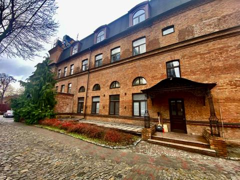 комерційна за адресою Святослава Хороброго вул. (Чкалова), 27