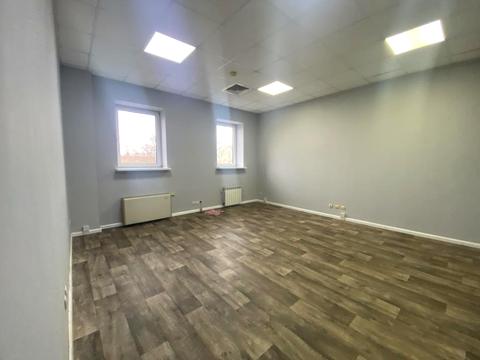 комерційна за адресою Святослава Хороброго вул. (Чкалова), 27