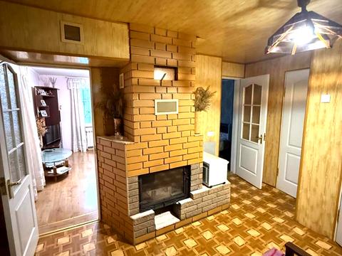 дом по адресу Центральна