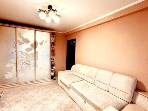 квартира за адресою Раїси Окіпної вул., 9