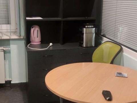 комерційна за адресою Богдана Гаврилишина вул. (Ванди Василевської), 11