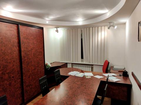 комерційна за адресою Богдана Гаврилишина вул. (Ванди Василевської), 11