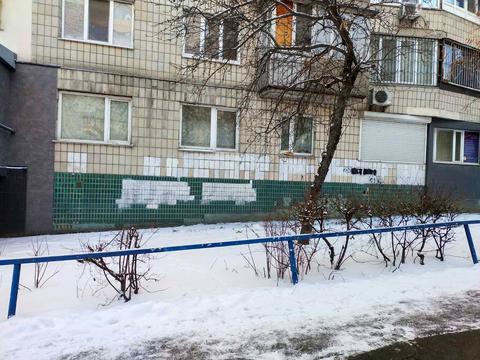 комерційна за адресою Богдана Гаврилишина вул. (Ванди Василевської), 11