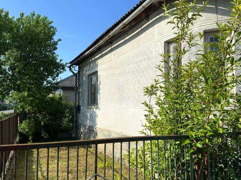 будинок за адресою Центральна