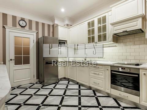 квартира за адресою Київ, Андрія Верхогляда вул. (Михайла Драгомирова), 2-А