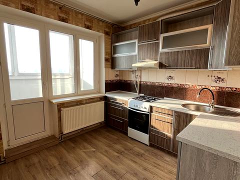 квартира за адресою Чернігів, Курсанта Єськова вул., 14-Б