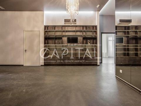 комерційна за адресою Оболонська набережна вул., 1