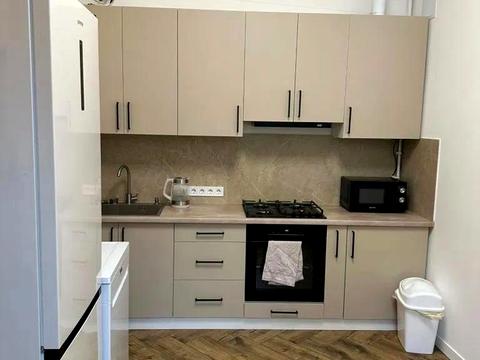 квартира за адресою Мирона Тарнавського вул. (Кутузова), 74а