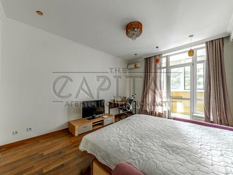 квартира за адресою Андрія Верхогляда вул. (Михайла Драгомирова), 12