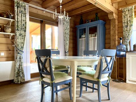 будинок за адресою Валова вул.