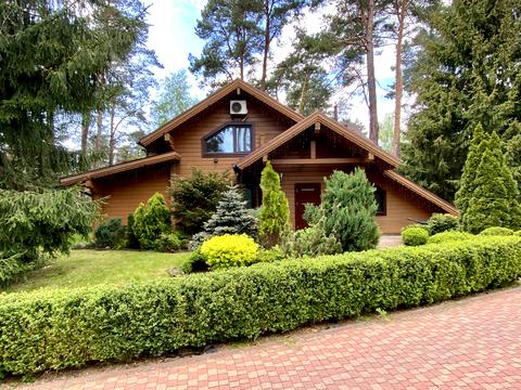 будинок за адресою Валова вул.