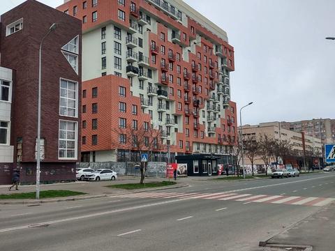 квартира за адресою Академіка Сахарова вул., (Будинок)