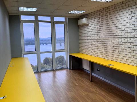 комерційна за адресою Володимира Івасюка просп. (Героїв Сталінграду), 2-Д