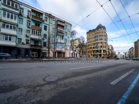 коммерческая по адресу Саксаганского ул., 42