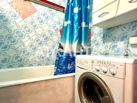 квартира за адресою Академіка Корольова вул., 74а