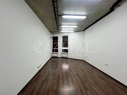 комерційна за адресою Миколи Міхновського бульв. (Дружби народів), 14-16