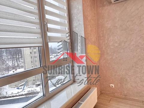 квартира за адресою Домбровського вул., 3-В, корпус  1-4