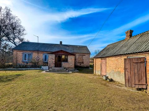 будинок за адресою Центральна