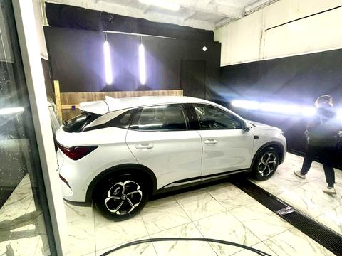 комерційна за адресою Академіка Янгеля вул., 42