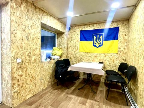 комерційна за адресою Академіка Янгеля вул., 42