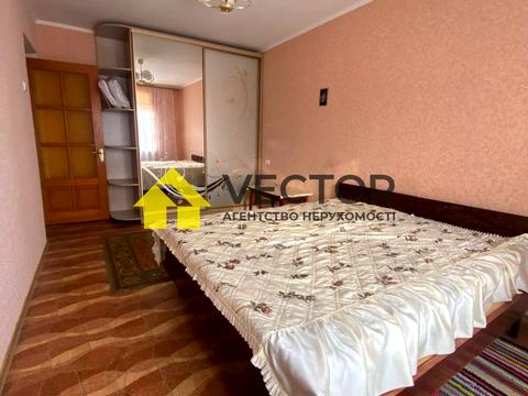 квартира за адресою Кузьми Скрябіна вул. (Курчатова), 12