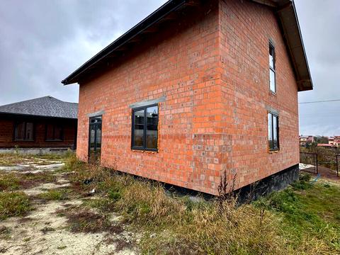 будинок за адресою с. Наварія, Яремчука