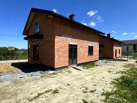 будинок за адресою с. Наварія, Яремчука