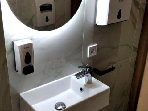 коммерческая по адресу Кловский спуск (Кловський), 7a