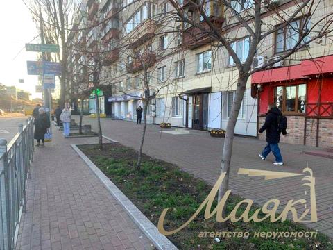 комерційна за адресою Повітряних Сил просп. (Повітрофлотський), 52